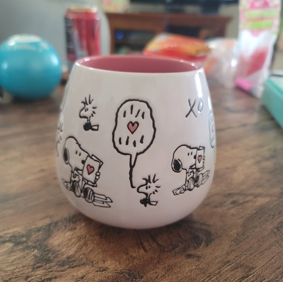 Peanuts Snoopy Mug - Picture 2 of 5